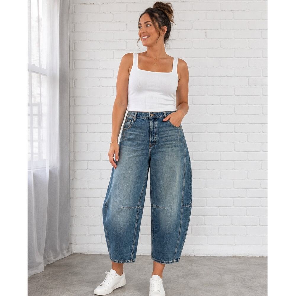 Free People We The Free Barrel Jeans Women’s 33 Blue Denim Wide Leg Cropped